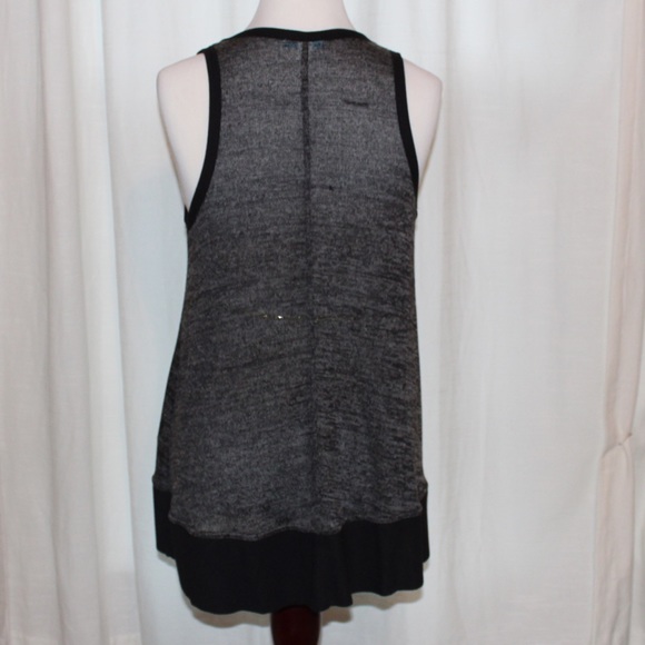 Francesca’s Tank Top - Picture 4 of 4